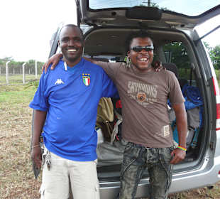 Abholung von Marco Polo & Kiko nach toller Safari