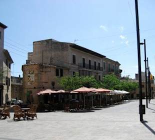 Placa Mayor: Dorfplatz & Marktplatz