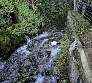 Grotta Cascata Varone