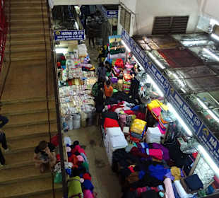 Im Dong Xuan Markt in Hanoi