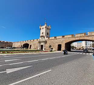 Puerta de Tierra in Cadiz