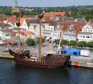 Die "Lisa von Lübeck" an der Vorderreihe