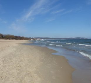 Am Strand von Jelitkowo in Danzig