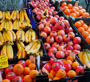 Eindrücke vom Wochenmarkt am Goldbekufer