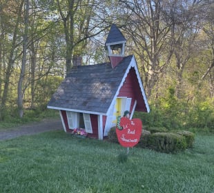 Clark's Elioak Farm