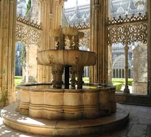 Batalha Kloster Portugal - Brunnen
