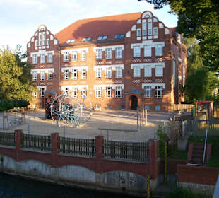 Blick von der Brücke zur POS 2