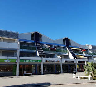 Am Anfang der Modernste Bau oben FW