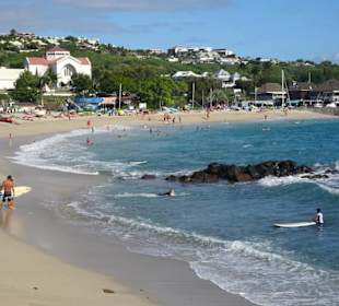 Strandimpressionen an der Plage des Roches Noires