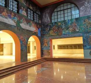 Foyer der Felsenreitschule