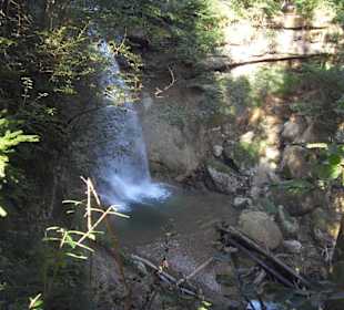 Kleiner Wasserfall