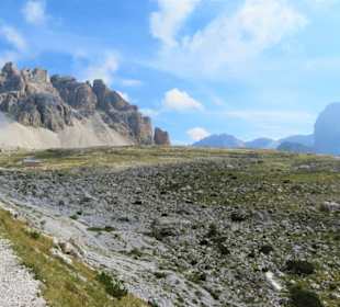 Auf dem Weg zu den Drei Zinnen