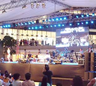 Eine weitere Bühne an der Beach