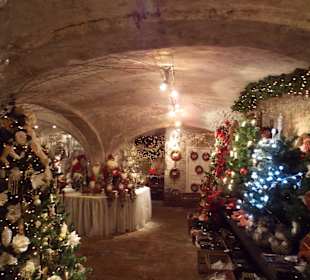  Showroom im Kellergewölbe 