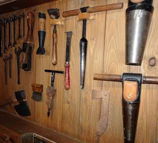 In der Böttcherei der Kronen-Brauerei