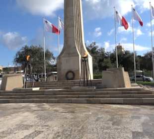 Triton Fountain Square