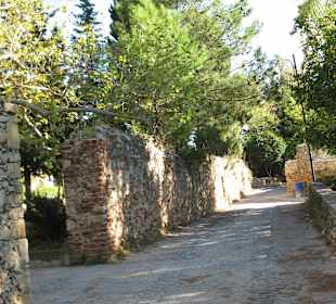 Wege in der Festungsanlage