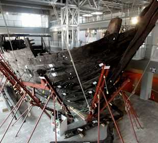 Die alte und restaurierte Hansekogge