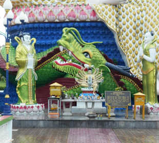 Wat Plai Laem