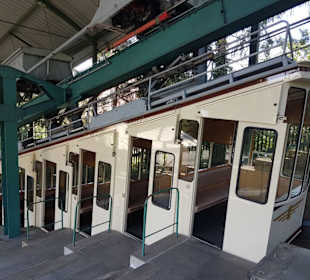 Schwebebahn 