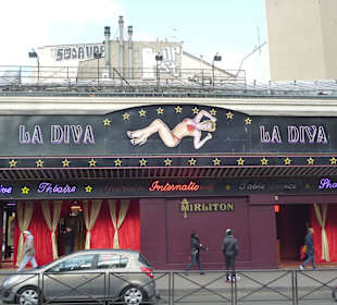 Okolice Moulin Rouge