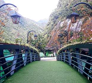 Aguas Calientes - Machu Picchu Pueblo