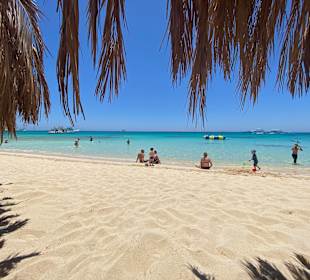 Strand auf der Insel Mahmya