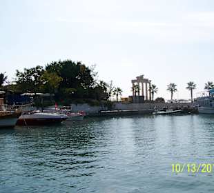 Apollontempel von See aus