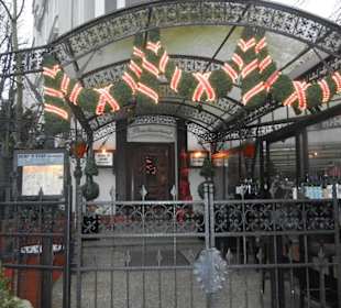 Surf'n Turf, Grüneburgweg 95