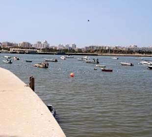 Im Hafen von Ferragudo