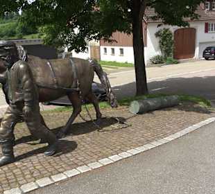 Skulptur Pferd Unteriflingen