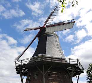 Außenansicht der Windmühle Aschwarden