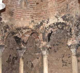 Palma Altstadt Arabische Bäder ca 1000 Jahre alt.