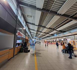 Flughafen Karlsruhe/ Baden-Baden (FKB) in Karlsruh