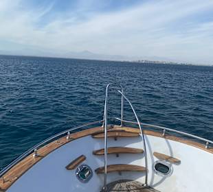 Wunderschönes und großes Schiff
