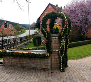 Osterbrunnen in Obererlbach