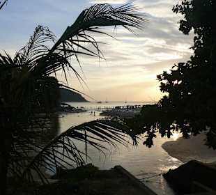 Abendstimmung am Nai Harn Beach