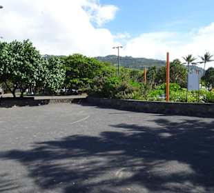 Bouleplatz an der Uferpromenade