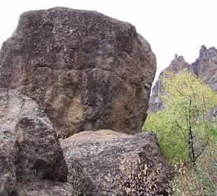 Felsen im Landesinneren