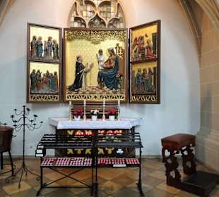 Sakramentsnische an der Südwand des Langschiffes