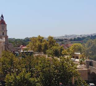 Потрясающие виды из окон дворца