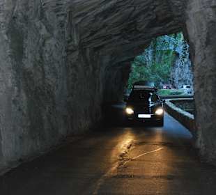 Abenteuerliche Tunneldurchfahrten