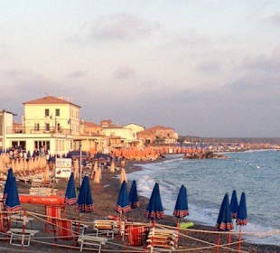 Strand Cecina Mare