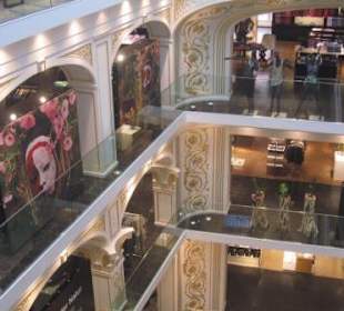 Im Kaufhaus Kastner und Öhler