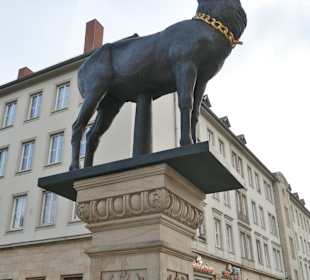 Die Hirschsäule von 2012 am Alten Markt