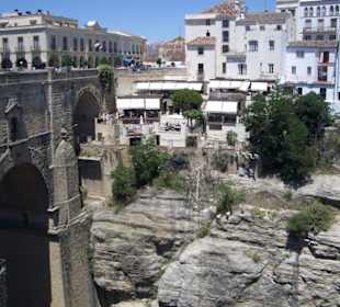 Brücke und Schlucht in Ronda