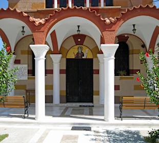 Lardos - Kirche