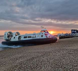 Hovercraft beim anlegen...