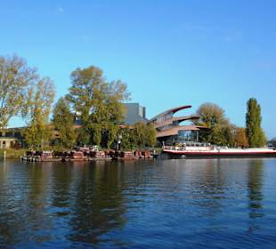 Schlösserfahrt mit MS Gustav