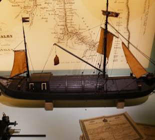 Modell eines Schiffes für Flussboote